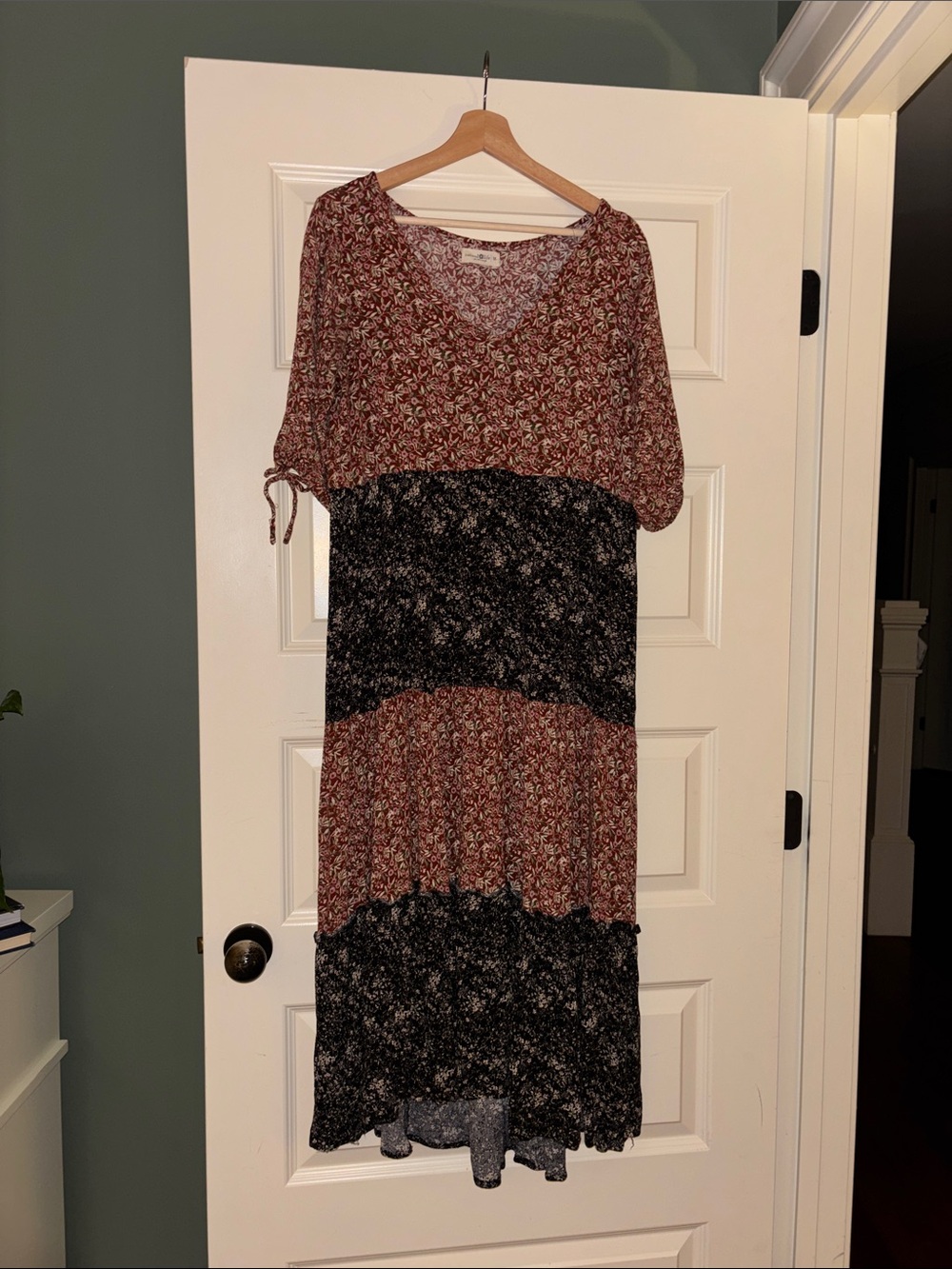 NATURAL LIFE Floral Tiered Maxi Dress in Rust and Black